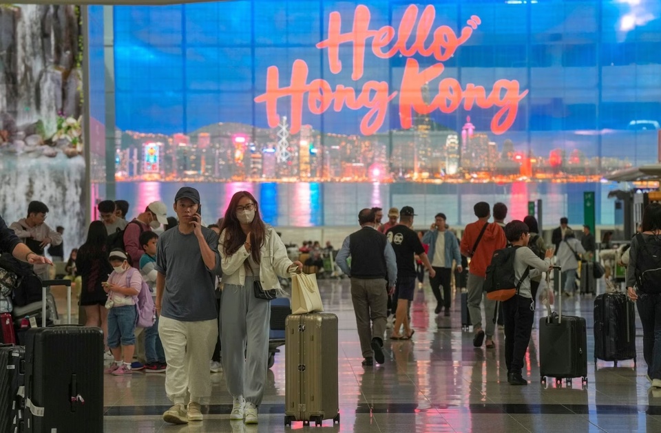 Du lịch Hong Kong gặp khó dù đón lượng khách kỷ lục - 1