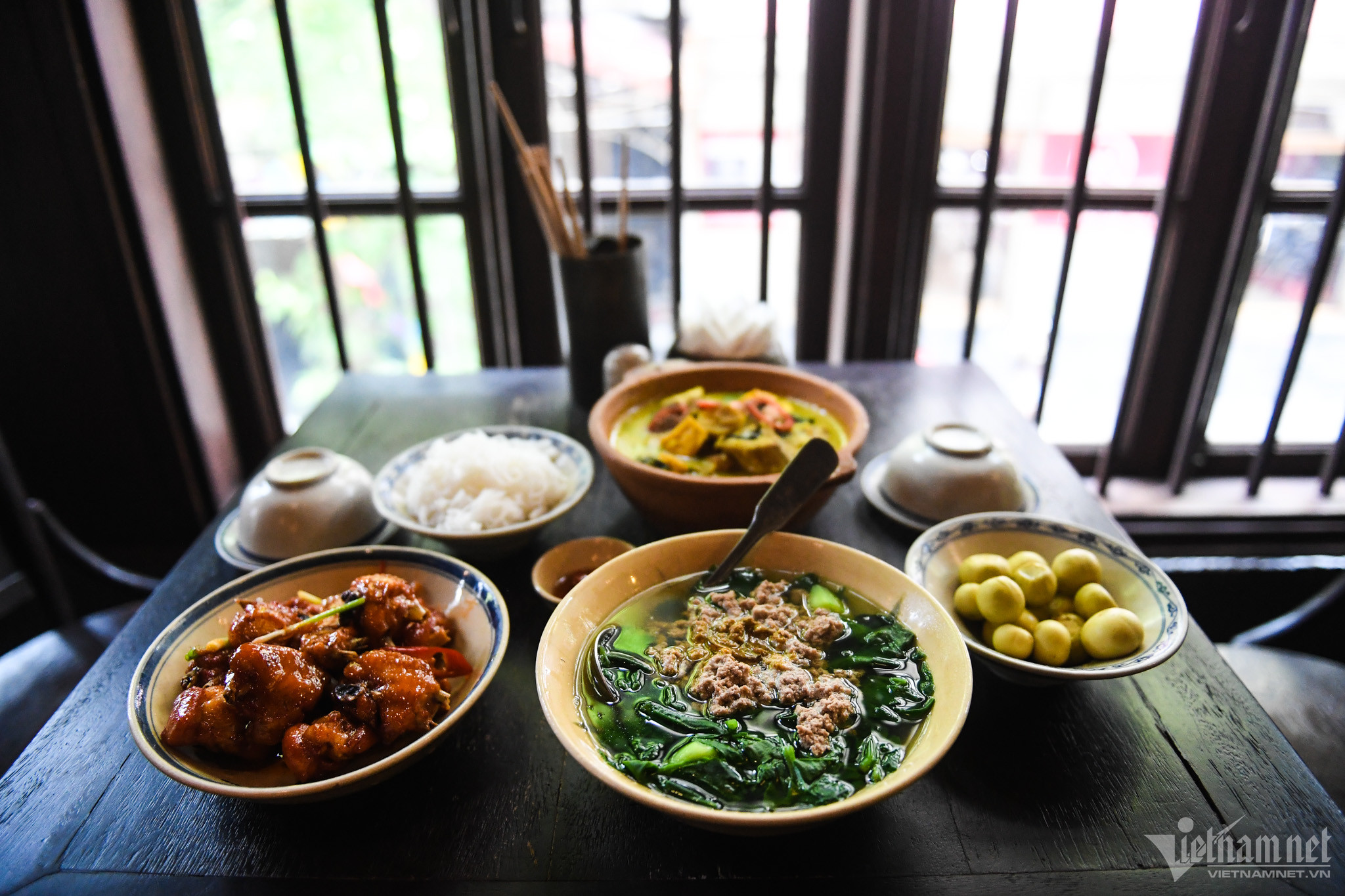 Ăn ở nhà hàng 1 sao Michelin tại Hà Nội: Giá từ 8,5 triệu đồng/người - 9
