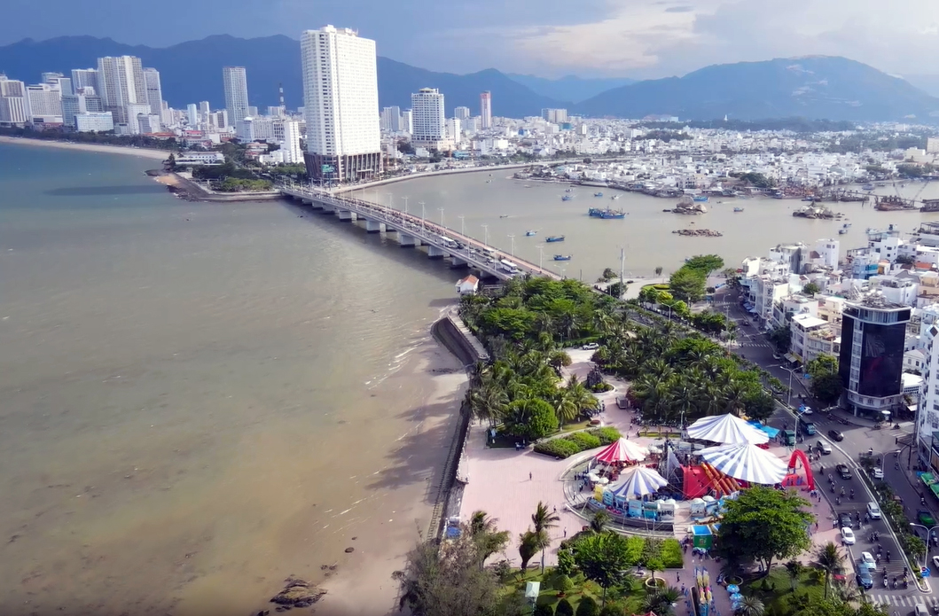Tạp chí Hàn Quốc gọi Nha Trang là 'Hòn ngọc biển đảo' - 1