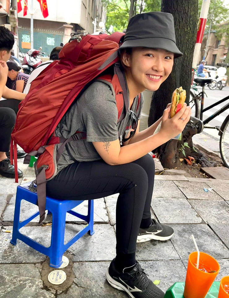 Cô giáo Yoga xinh đẹp Kim Kapie vòng ba 96 cm, vừa mê vừa sợ chạy bộ - 13