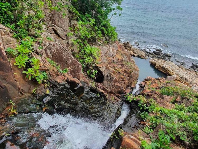 Đến Côn Đảo mà chỉ đi biển thì quá lãng phí!