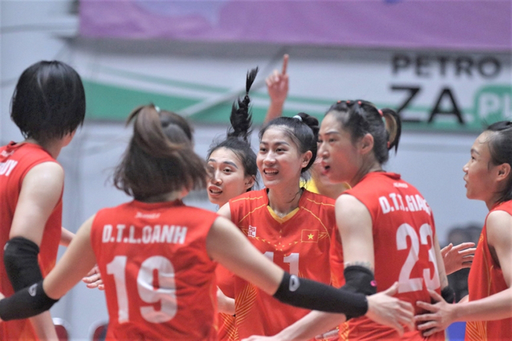 ĐT bóng chuyền nữ VN 2 ngày tăng 174 bậc, gặp đội nào tại bán kết AVC Challenge Cup? - 3
