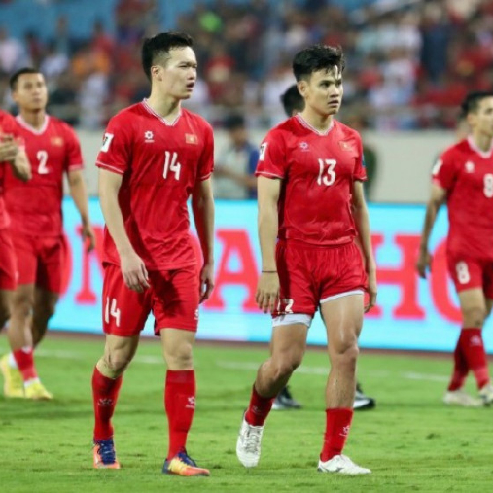 ĐT Việt Nam tụt hạng sâu nhất, Indonesia tăng chóng mặt bảng xếp hạng FIFA