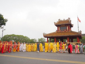 Lễ hội Điện Huệ Nam: Rực rỡ sắc màu văn hóa trên sông Hương