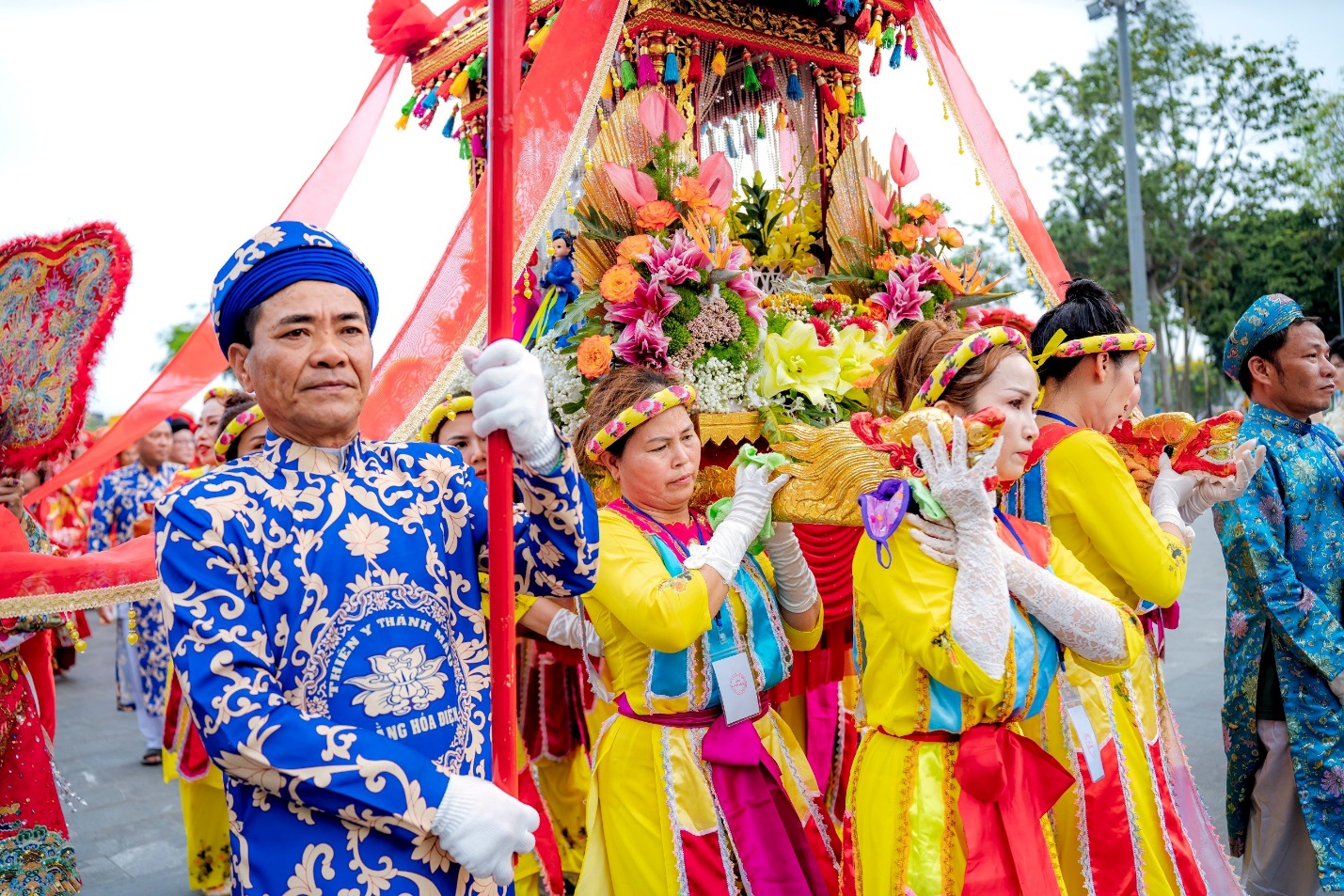 Lễ hội Điện Huệ Nam: Rực rỡ sắc màu văn hóa trên sông Hương - 12