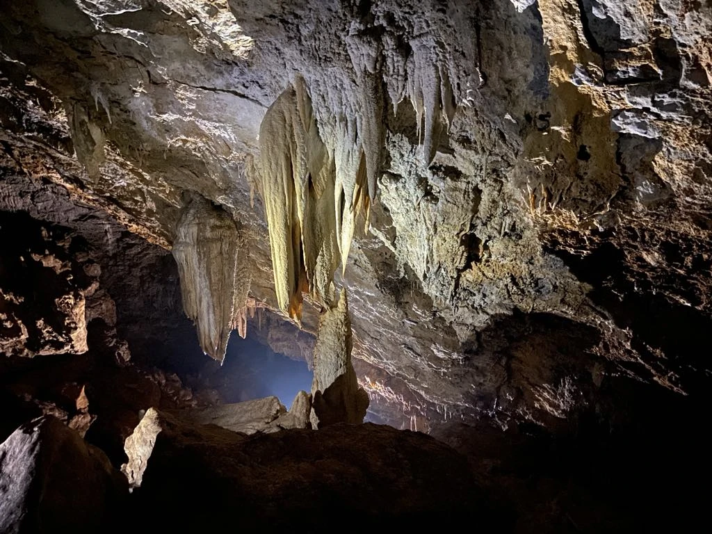 Phát hiện thêm 22 hang động ở Quảng Bình - 1