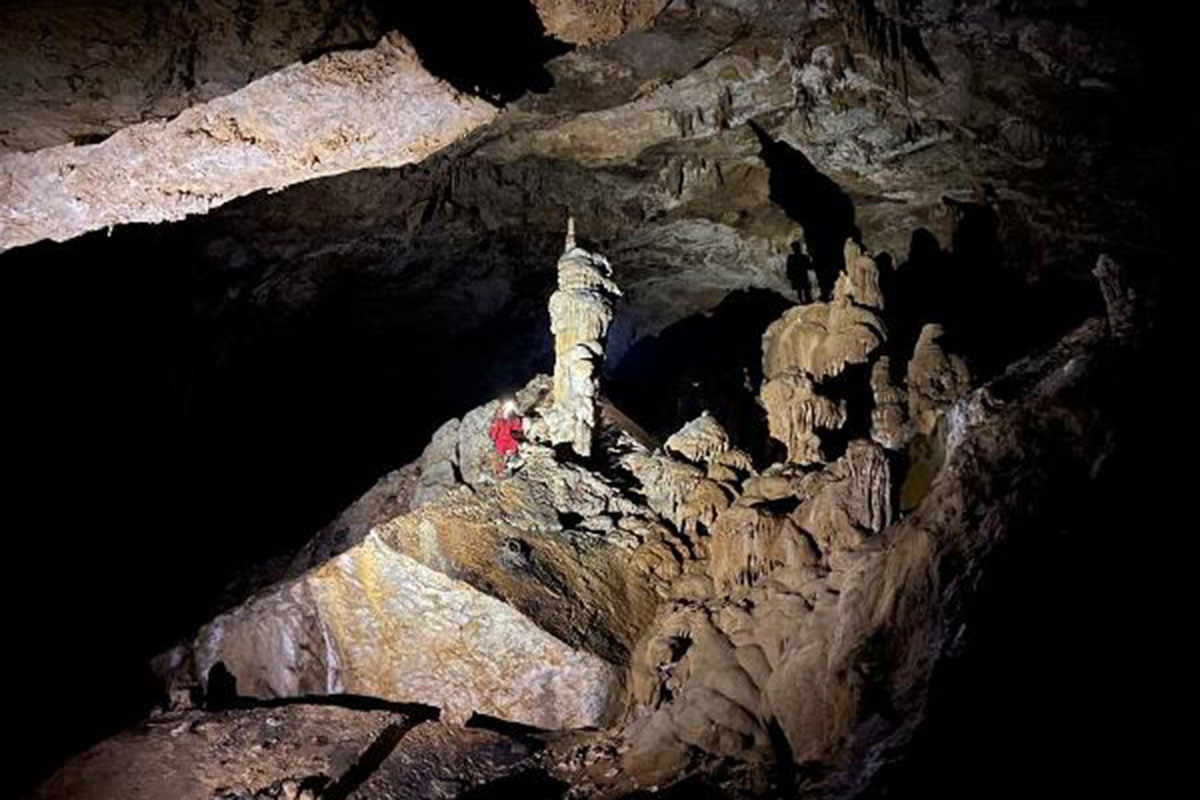 Phát hiện thêm 22 hang động ở Quảng Bình - 2