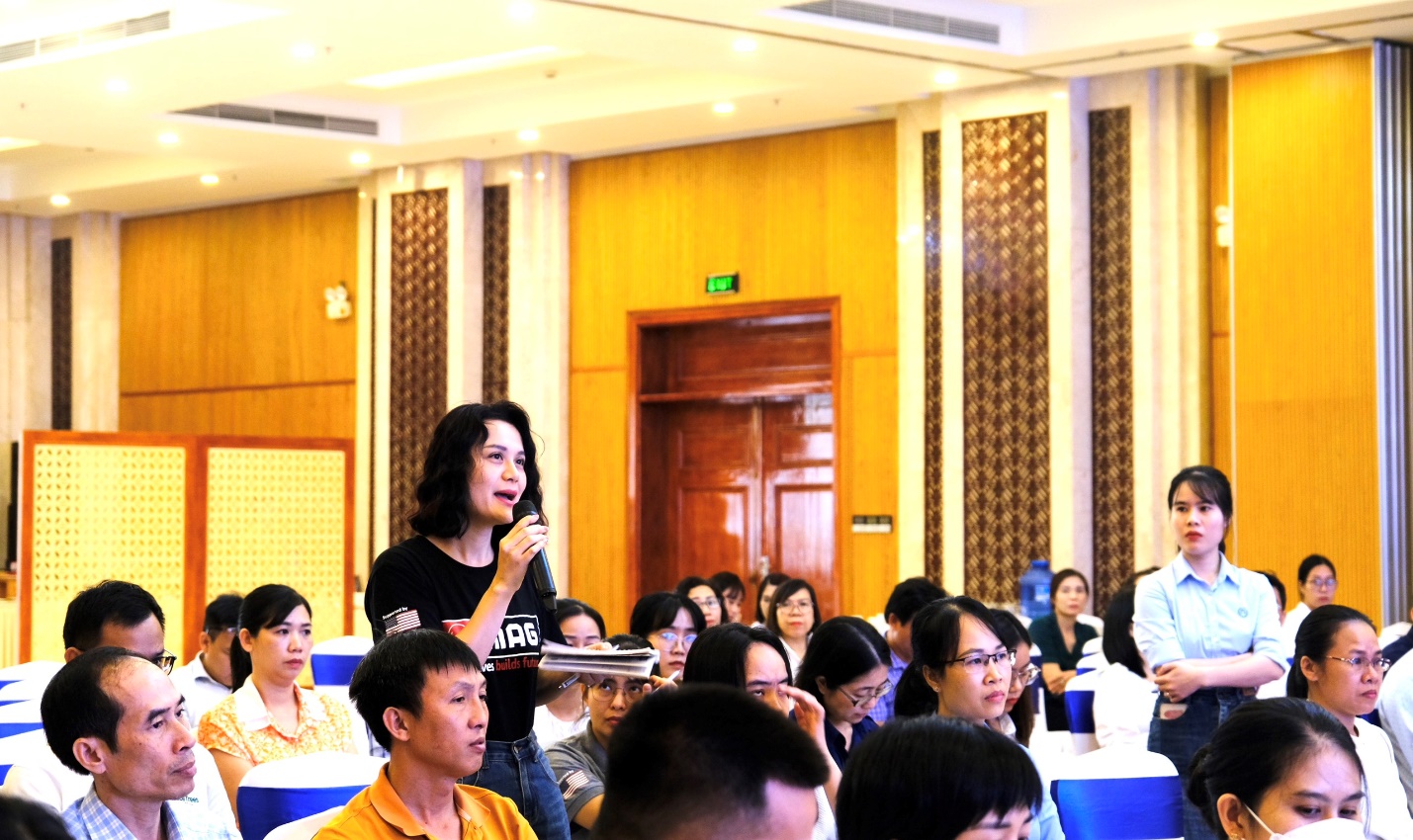 Bảo hiểm xã hội Quảng Bình đối thoại với doanh nghiệp và người lao động  - 3