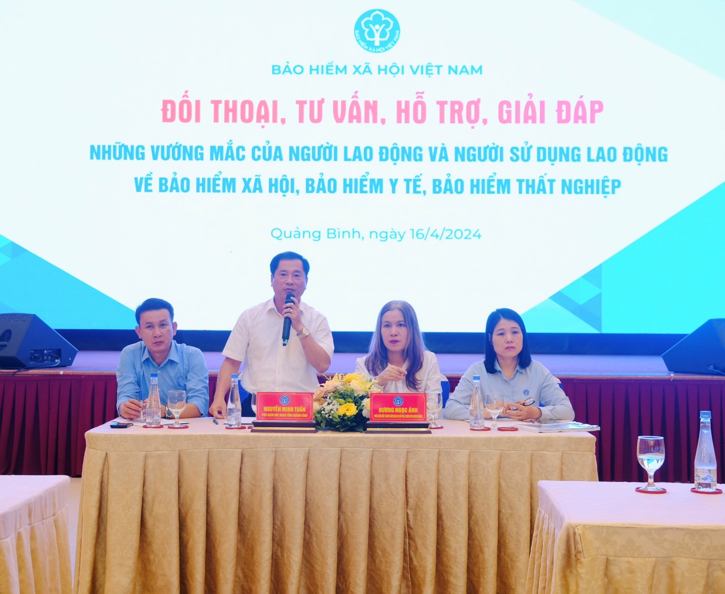 Bảo hiểm xã hội Quảng Bình đối thoại với doanh nghiệp và người lao động  - 1