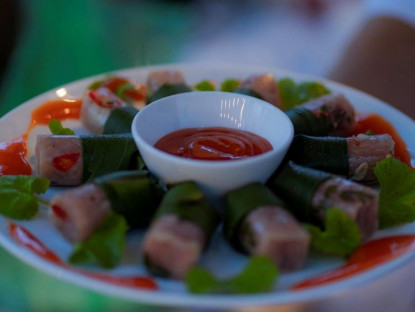  - Thưởng thức các món ăn ngon ở Tuần lễ Ẩm thực truyền thống Huế 2024