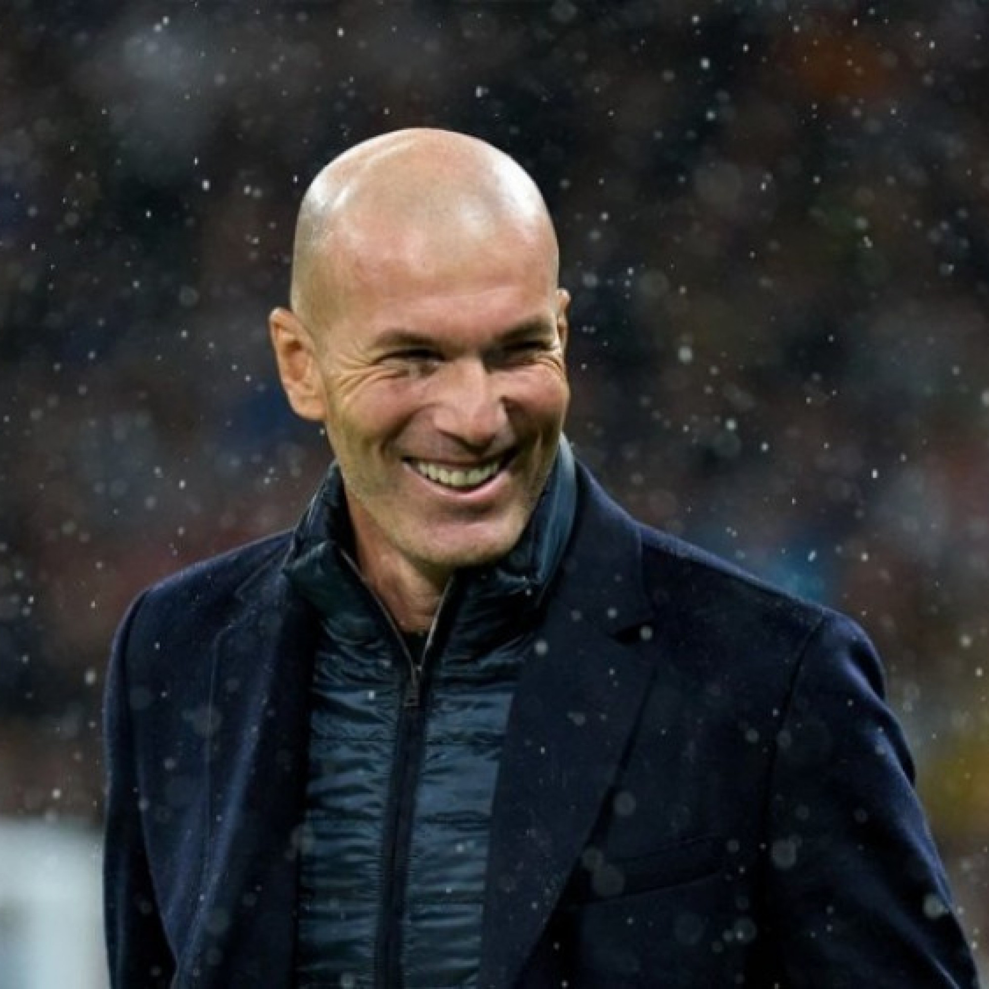  - Rộ tin HLV Zidane thích đến MU hơn Bayern Munich, chờ chốt "phút 89"