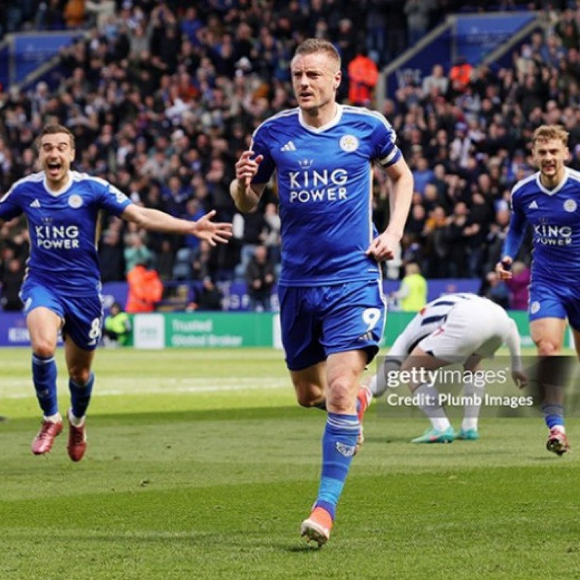  - Video bóng đá Leicester - West Brom: Vardy tỏa sáng, tiến gần vé thăng hạng (hạng Nhất Anh)