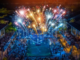 Sự kiện đặc sắc - Bắn pháo hoa trên biển Nha Trang suốt mùa hè 2024