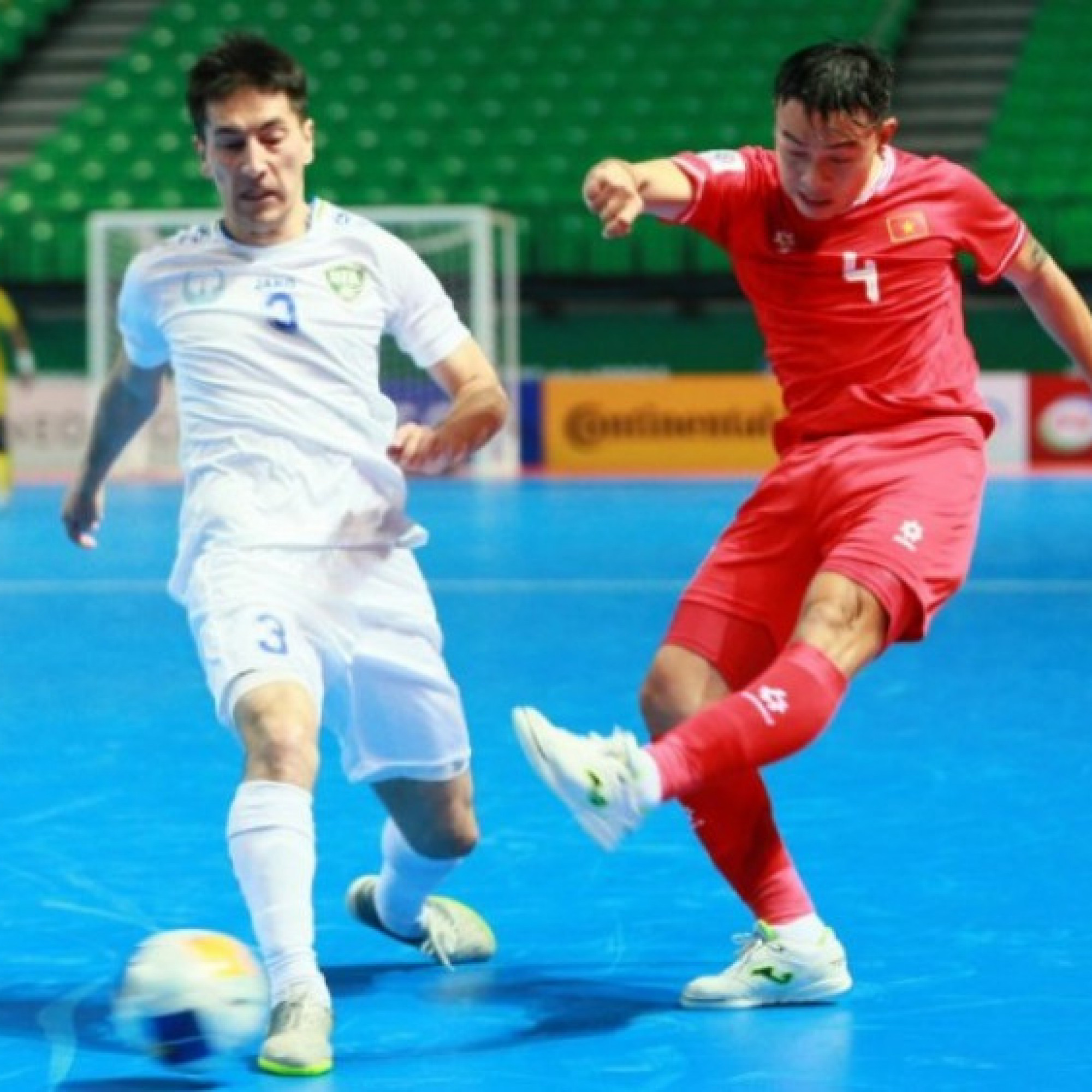  - Video bóng đá Việt Nam - Uzbekistan: Cay đắng cột dọc, đòn đau cuối trận (Futsal châu Á)