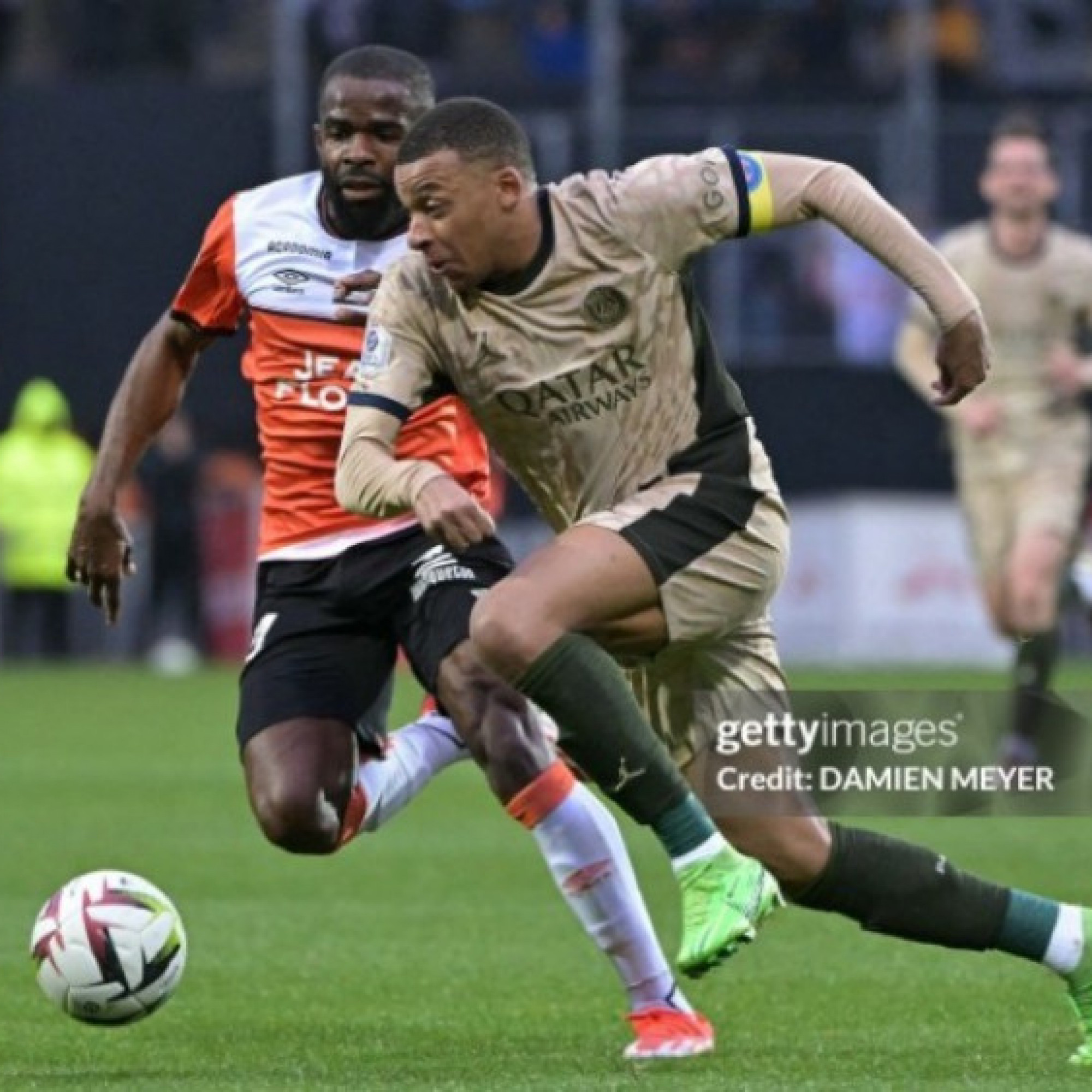  - Video bóng đá Lorient - PSG: "Song sát" Mbappe - Dembele tưng bừng nhảy múa (Ligue 1)