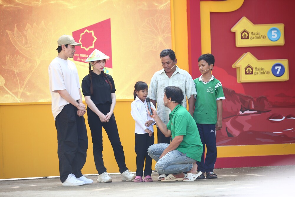 Kiều Minh Tuấn kể về tuổi thơ sớm mất cha, mẹ một mình nuôi các con vô cùng vất vả - 2