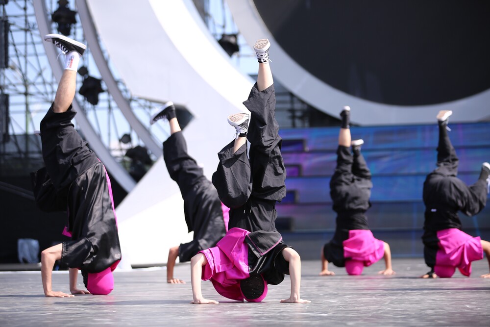 Dalat Best Dance Crew 2024 - Hoa Sen Home International Cup: Các nhóm nhảy Bảng quốc tế đội nắng, tập luyện cực “căng” - 3