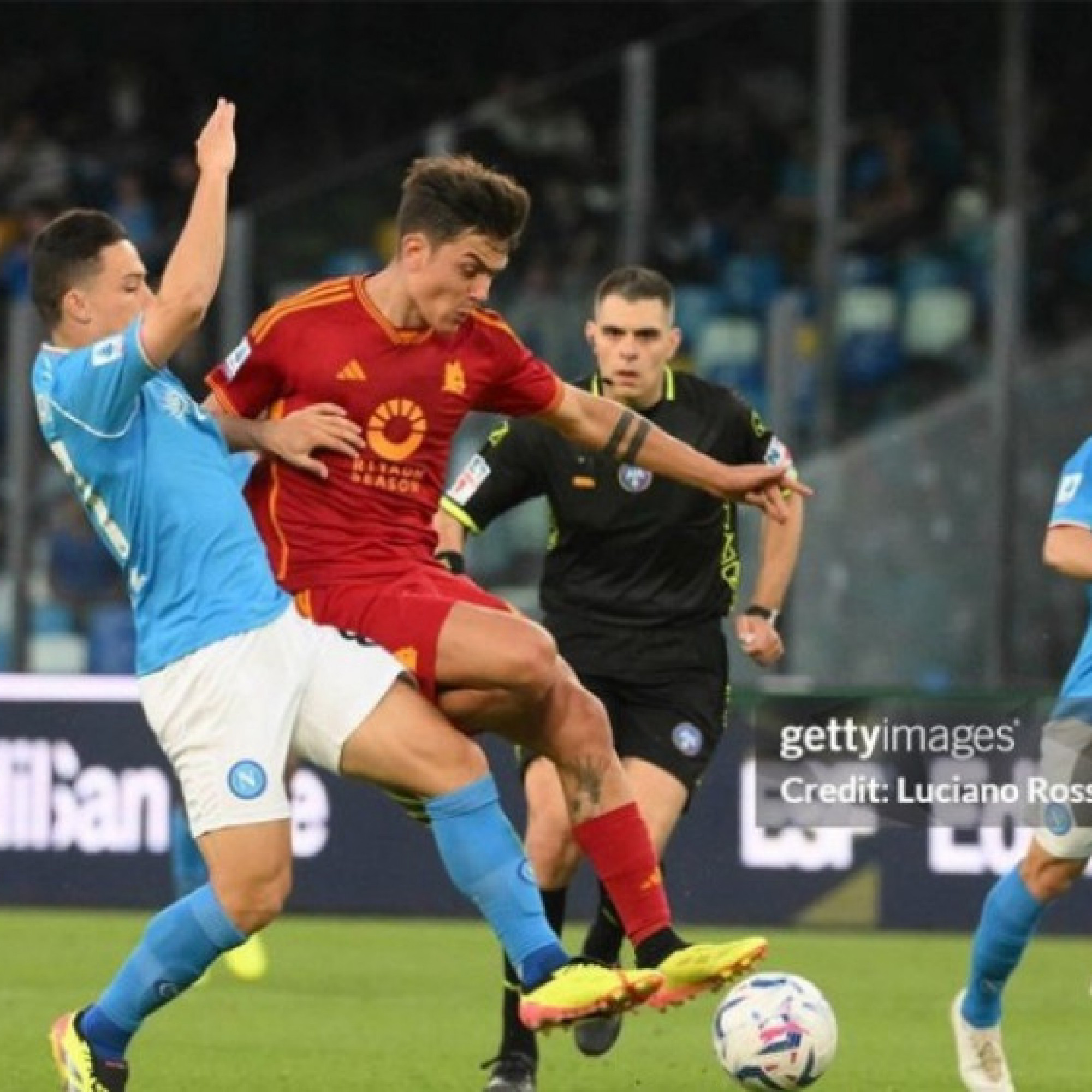  - Kết quả bóng đá Napoli - AS Roma: Hiệp 2 hấp dẫn, hụt hơi đua top 4 (Serie A)