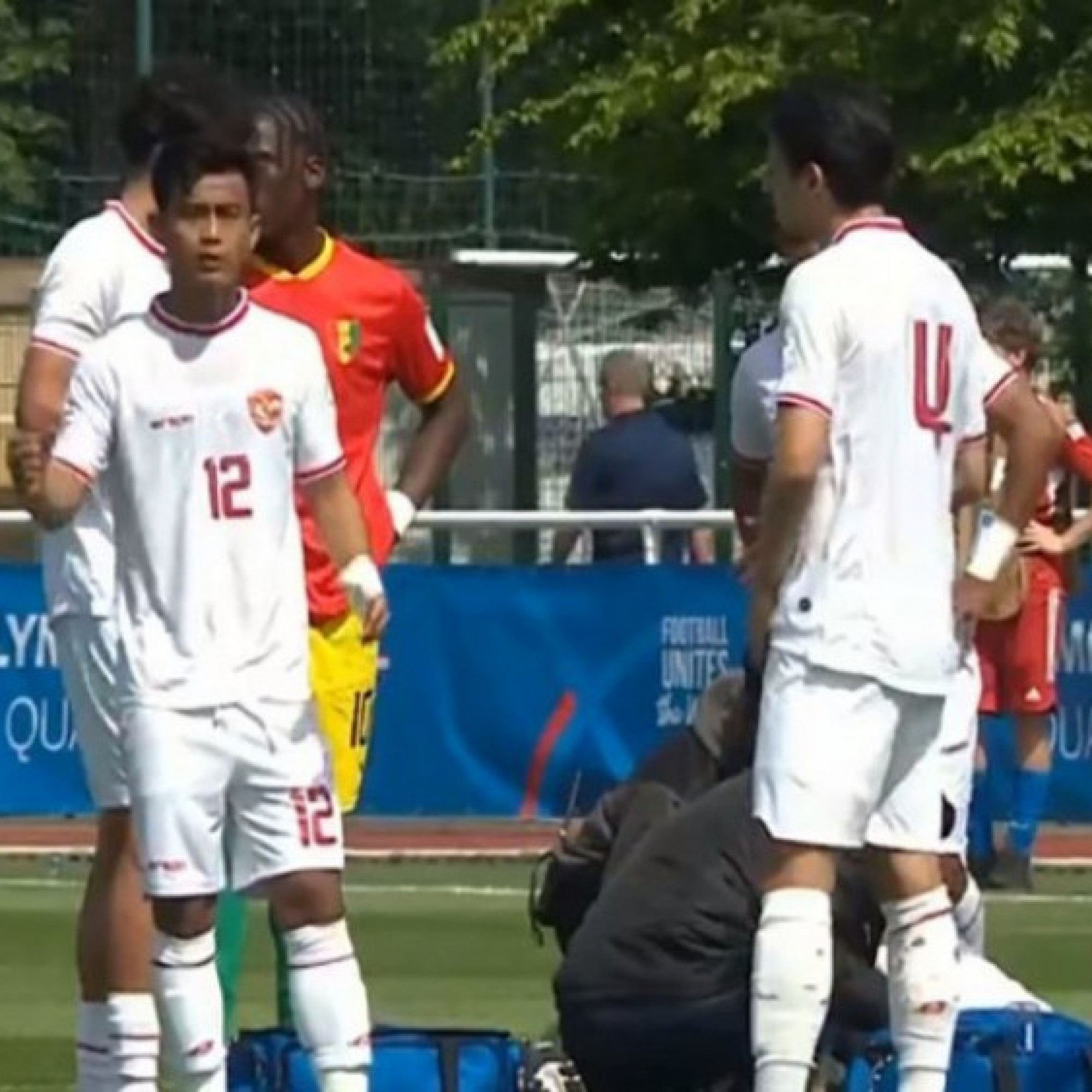  - Video bóng đá U23 Indonesia - U23 Guinea: Bước ngoặt penalty, vỡ òa "vé vàng" (Play-off Olympic)