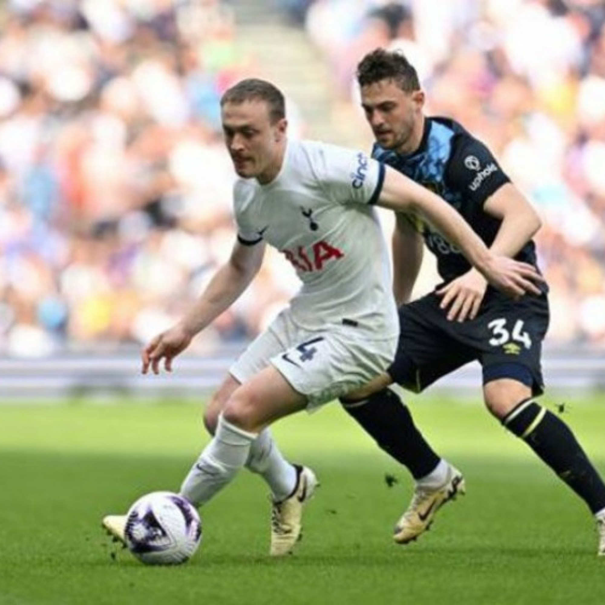  - Trực tiếp bóng đá Tottenham - Burnley: Larsen mở tỷ số cho Burnley (Ngoại hạng Anh)