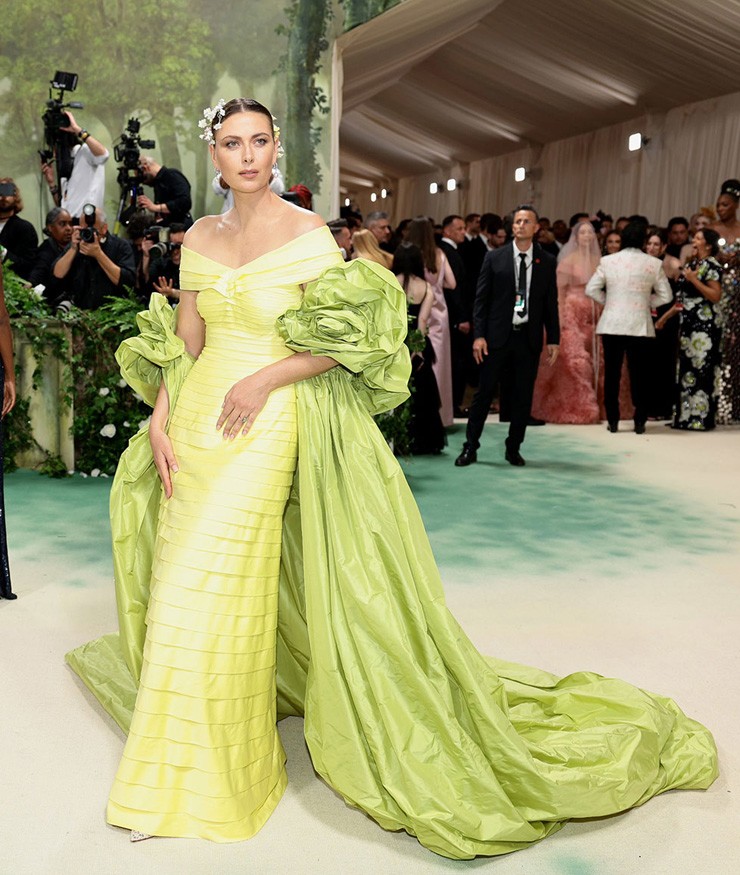 "Búp bê" Sharapova diện váy quý phái như nữ hoàng bước ra từ cổ tích - 6
