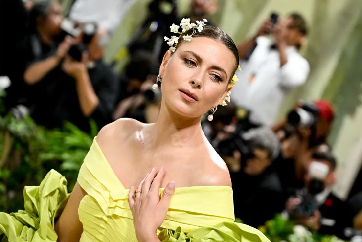"Búp bê" Sharapova diện váy quý phái như nữ hoàng bước ra từ cổ tích - 5