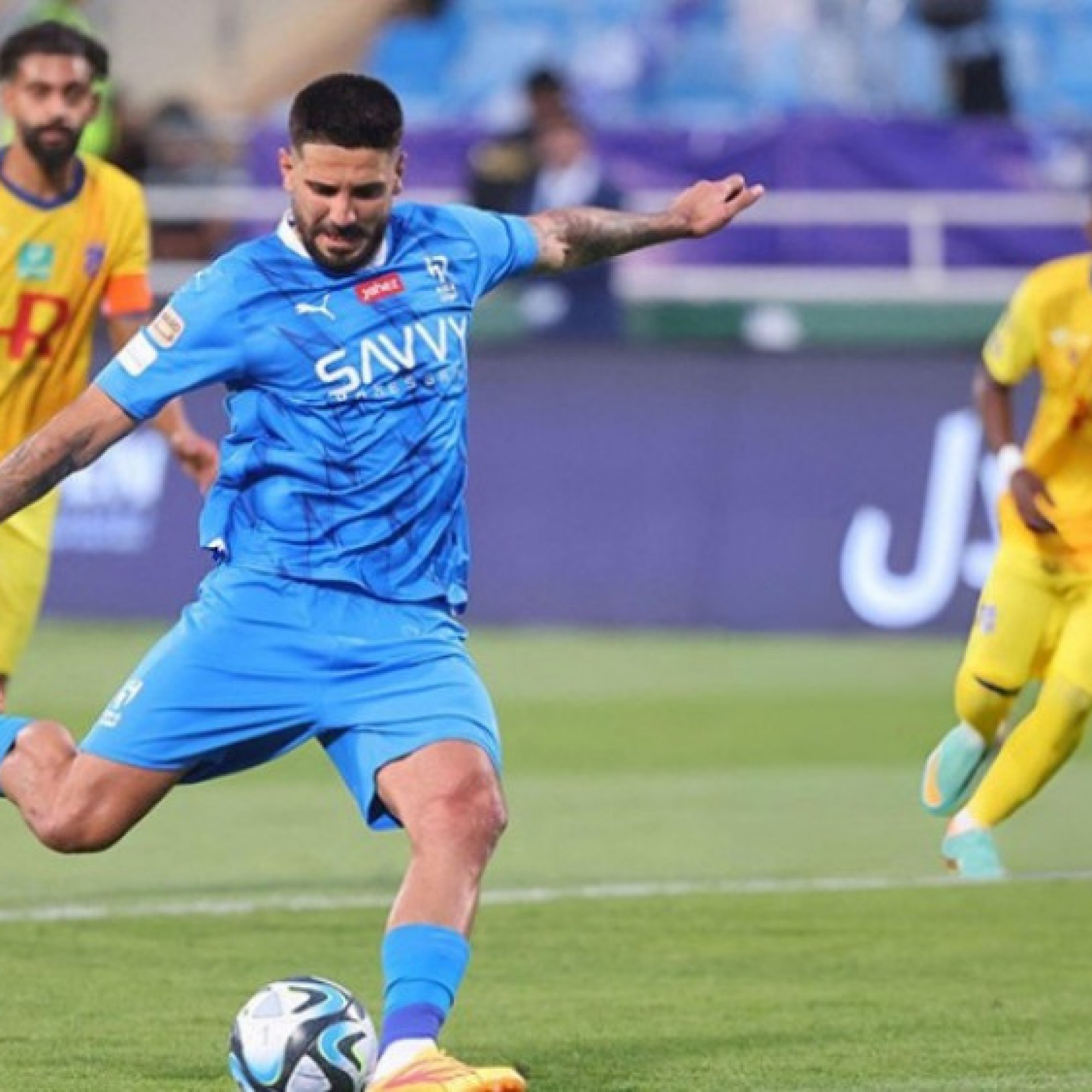  - Video bóng đá Al Hilal - Al Hazm: Bùng nổ hiệp 1, Ronaldo hết cơ hội (Saudi Pro League)