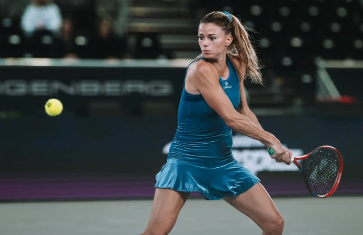 Mỹ nhân tennis chuyển nghề làm người mẫu: Phản ứng cực gắt với tin đồn - 1