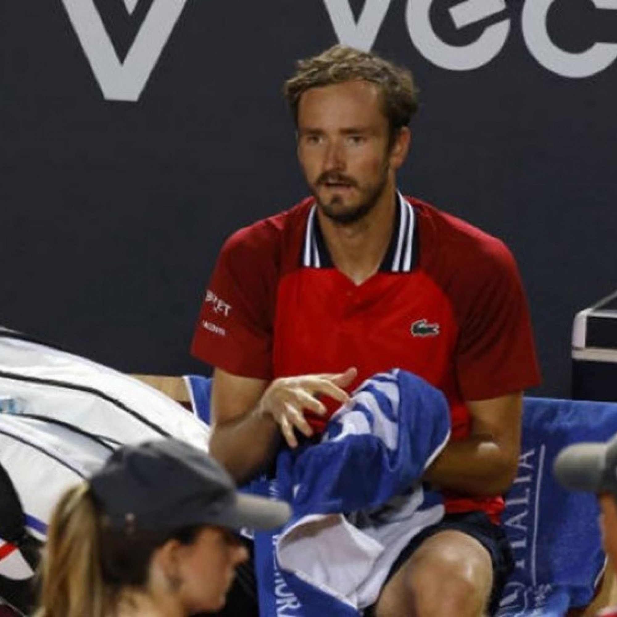  - Trực tiếp tennis Rome Open ngày 8: Medvedev rộng cửa tiến sâu, thách thức cho Tsitsipas