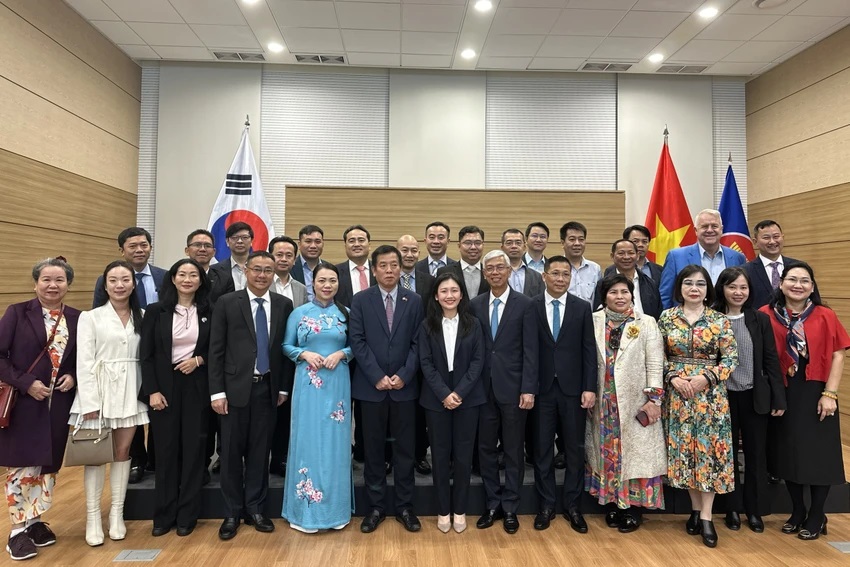 TP.HCM tăng cường hợp tác với Hàn Quốc, hỗ trợ cộng đồng người Việt - 1