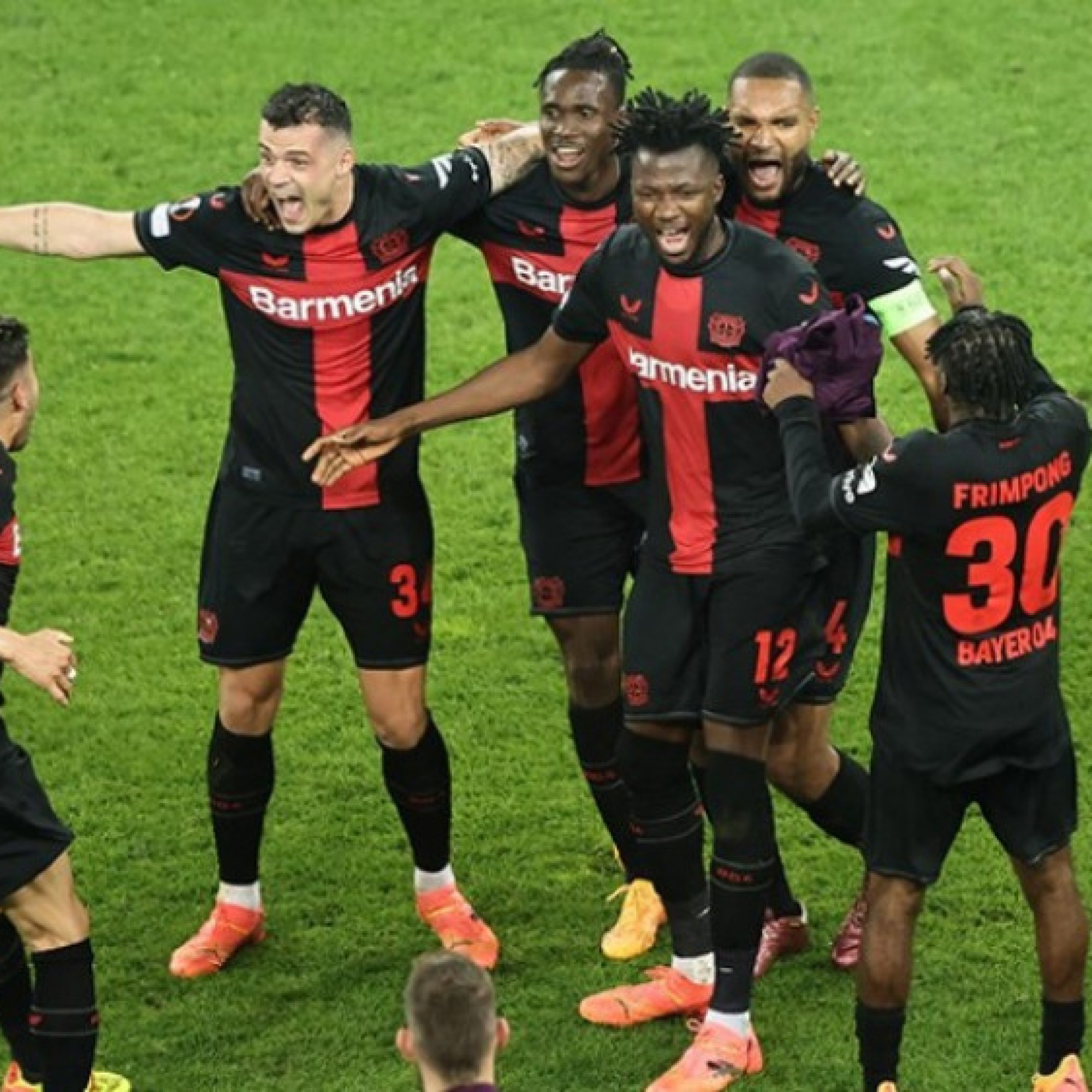  - Leverkusen "độc cô cầu bại" ở châu Âu, cách kỷ lục vô tiền khoáng hậu mấy trận?