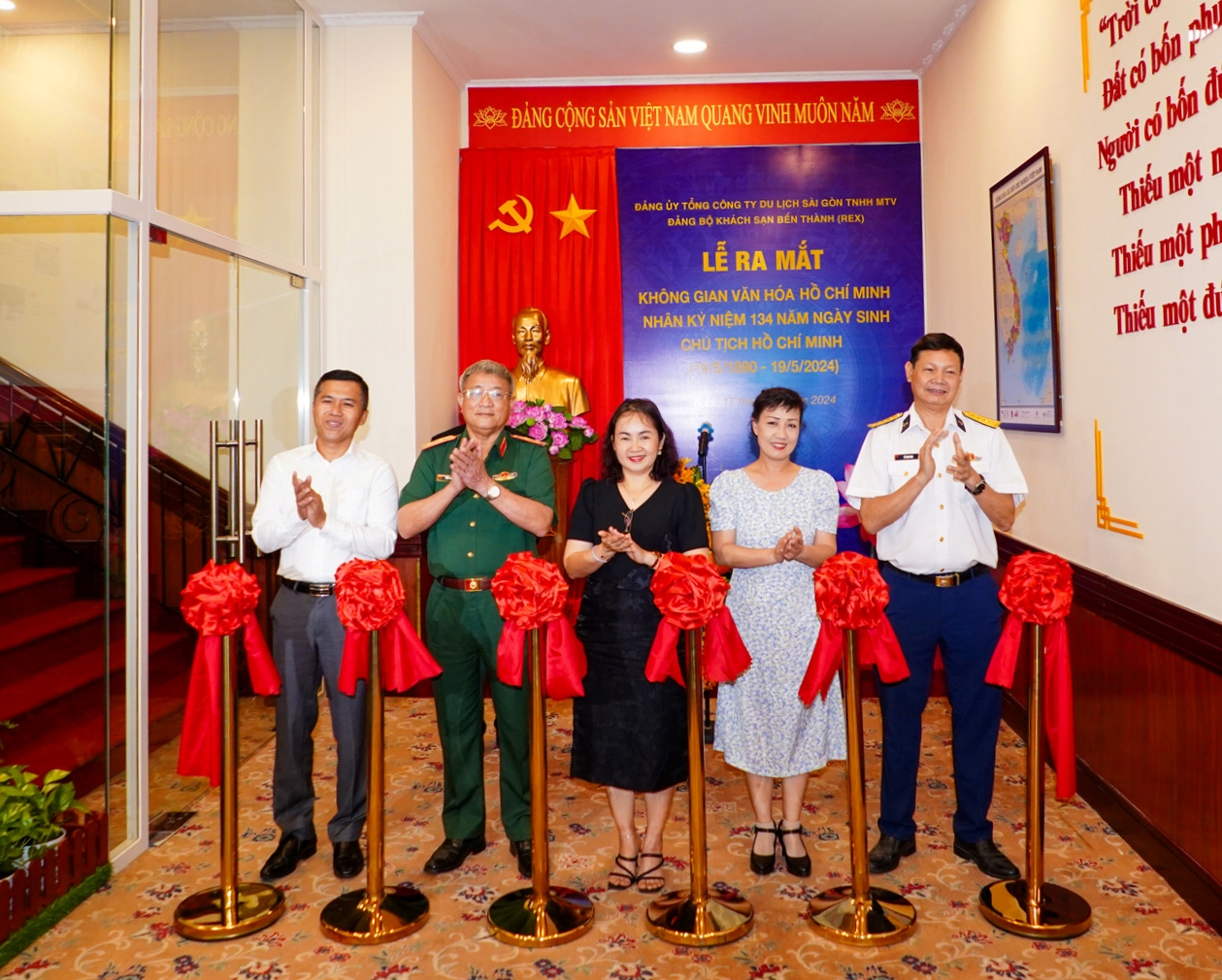 Khách sạn Rex Sài Gòn khánh thành Không gian Văn hóa Hồ Chí Minh - 1