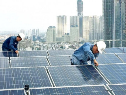 TP.HCM đầu tư 650 tỷ đồng lắp đặt điện mặt trời áp mái tại 440 trụ sở công