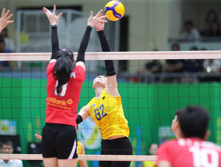 Đỉnh cao bóng chuyền nữ Việt Nam: Thanh Thúy khóc vì "người đặc biệt", Ninh Bình vào chung kết - 3