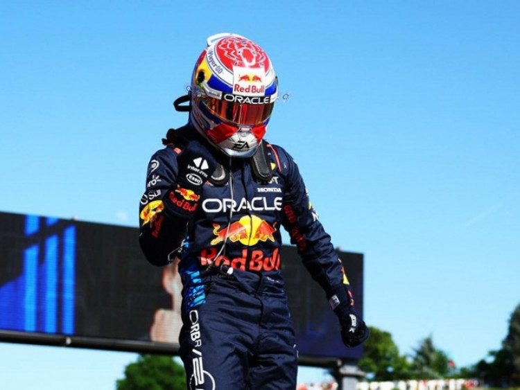 Đua xe F1 Emilia Romagna GP: Verstappen san bằng kỉ lục với huyền thoại Senna