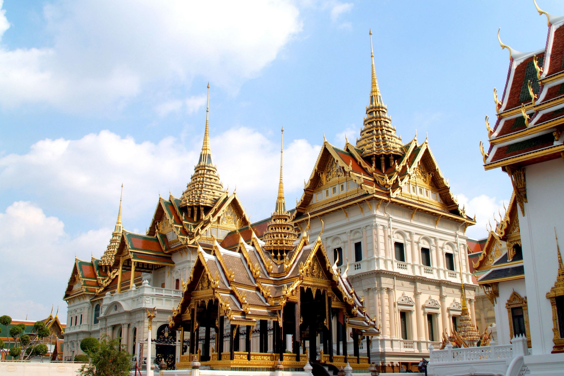 'Bí kíp' du lịch giúp bạn vi vu Bangkok thả ga - 2