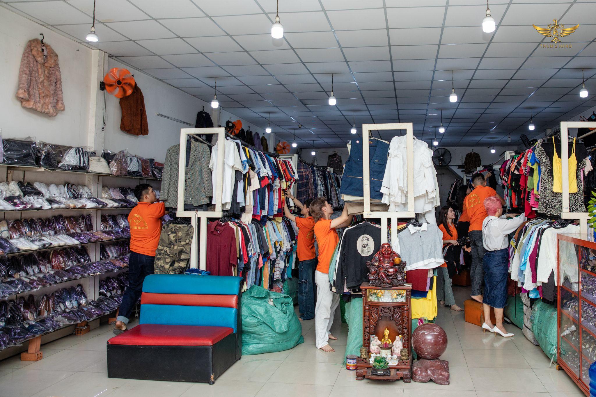 Khám phá Trùm Đồ Si Store: Nơi thổi hồn cho thời trang bền vững - 2