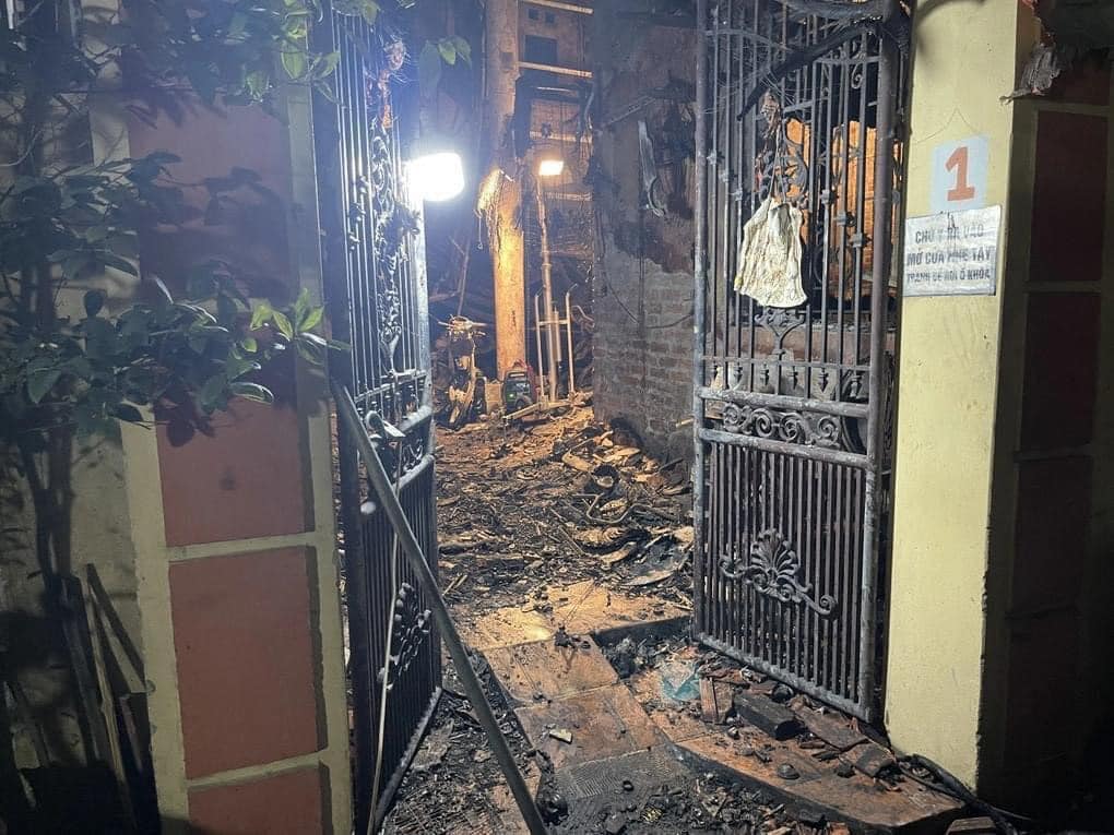 Cháy nhà ở Trung Kính Hà Nội: 14 người thiệt mạng, 3 người bị thương - 3