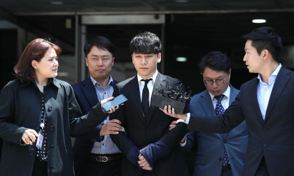 Bê bối của Seungri bị khơi lại, Daesung hé lộ tương lai của Big Bang - 1