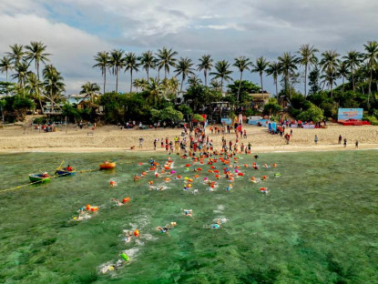 Chuyển động - 600 vận động viên tham gia giải bơi vượt biển Lý Sơn Cross Island 2024