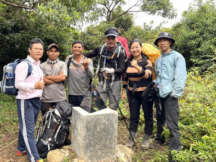 Hành trình chinh phục đỉnh núi thiêng Brăh Yàng ở cao nguyên Di Linh