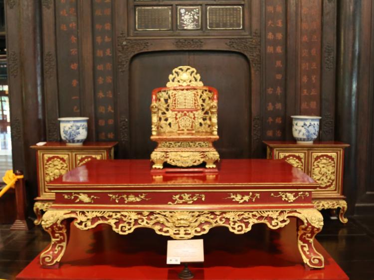 ‘Mục sở thị’ 10 cổ vật triều Nguyễn được định danh số