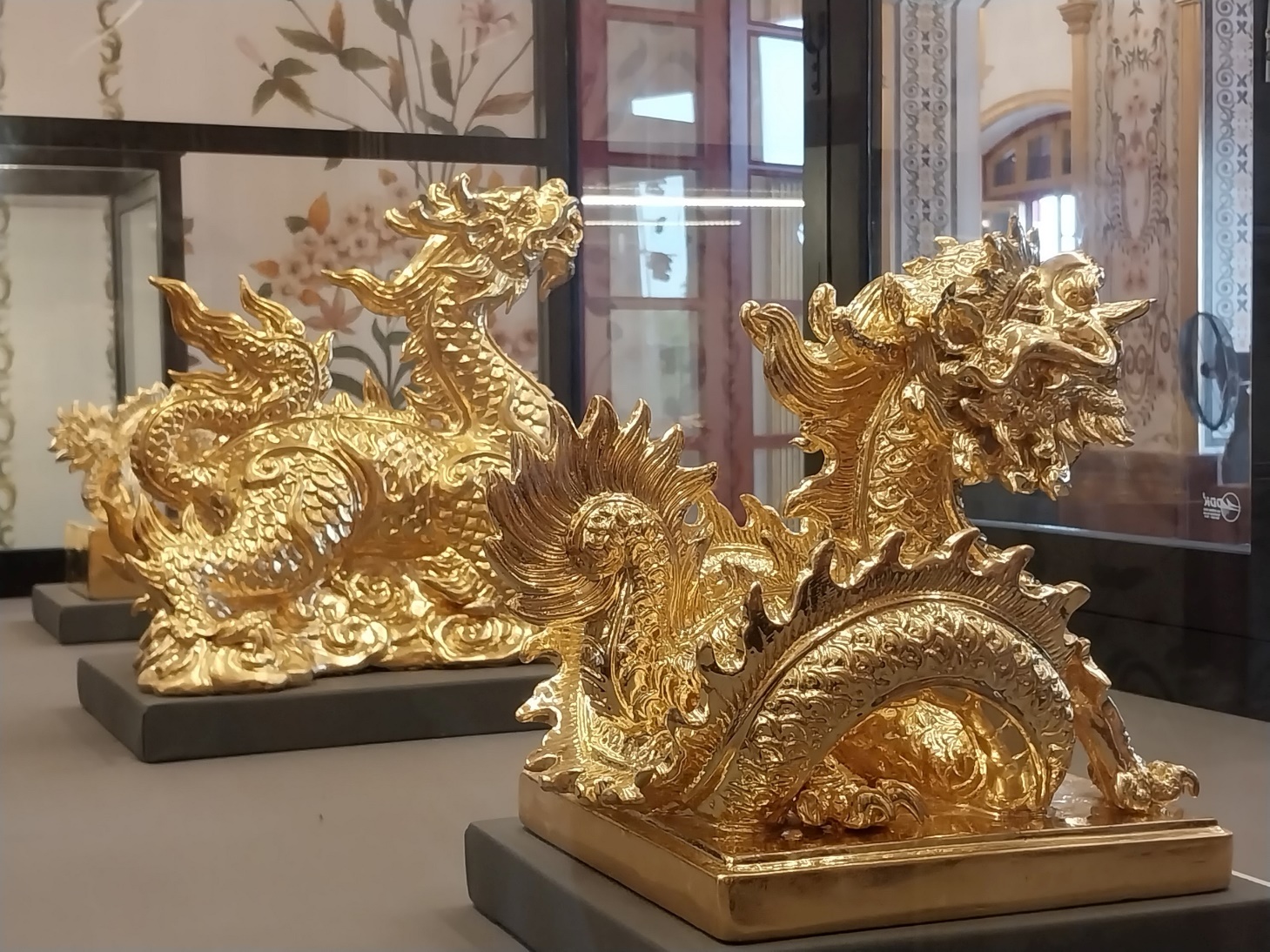 Chiêm ngưỡng "Biểu tượng rồng" - Tuyệt tác nghệ thuật gốm sứ Việt Nam - 12