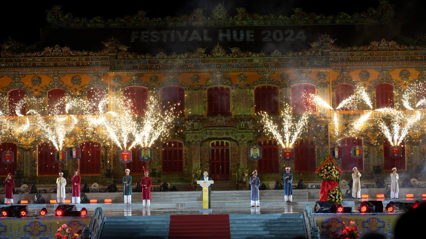 Đêm hội âm thanh, ánh sáng ở Tuần lễ Festival Huế 2024 - 1