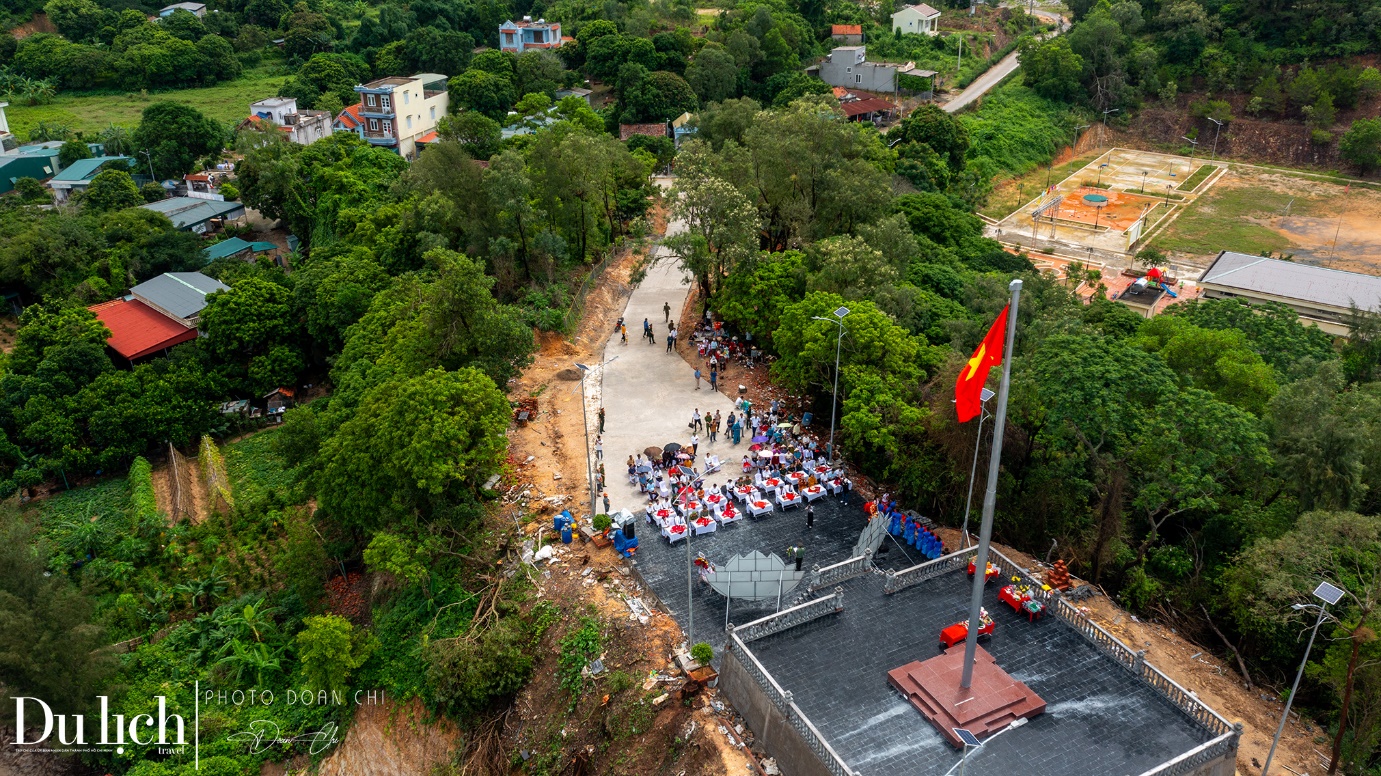 Khánh thành cột cờ Tổ quốc trên đảo Thanh Lân - 3