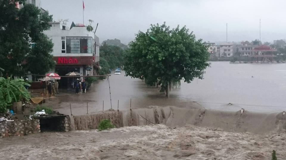 Mưa lũ tiếp tục "hoành hành" miền Bắc trong mấy ngày tới - 2