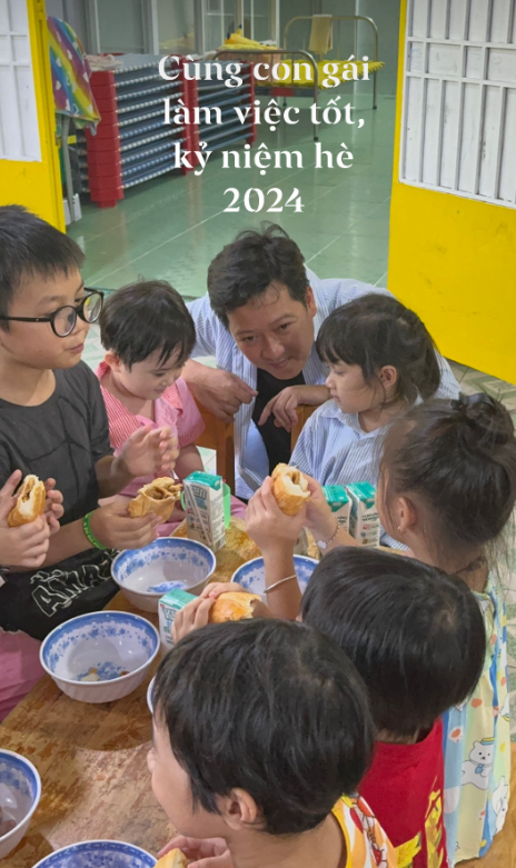 Vợ chồng Trường Giang - Nhã Phương nhận "mưa lời khen" vì dạy ái nữ Destiny làm một việc ý nghĩa này - 3