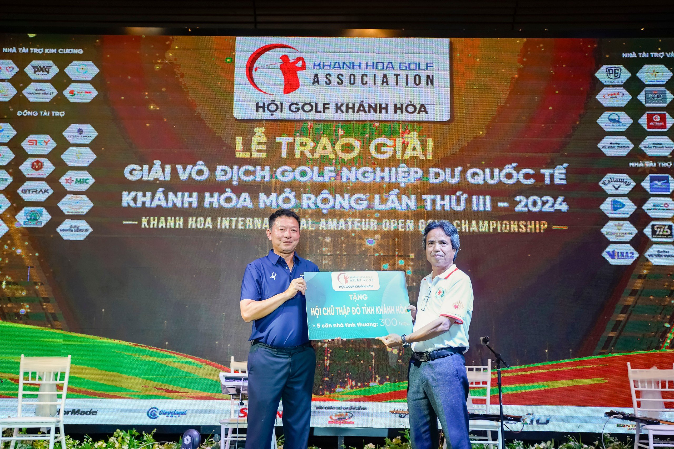 Đánh bại hơn 200 golfer, Âu Văn Sơn vô địch giải golf Khánh Hòa - 2