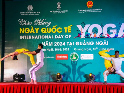 Chuyển động - 2.000 huấn luyện viên, học viên đồng diễn ‘Yoga trao quyền cho phái đẹp’