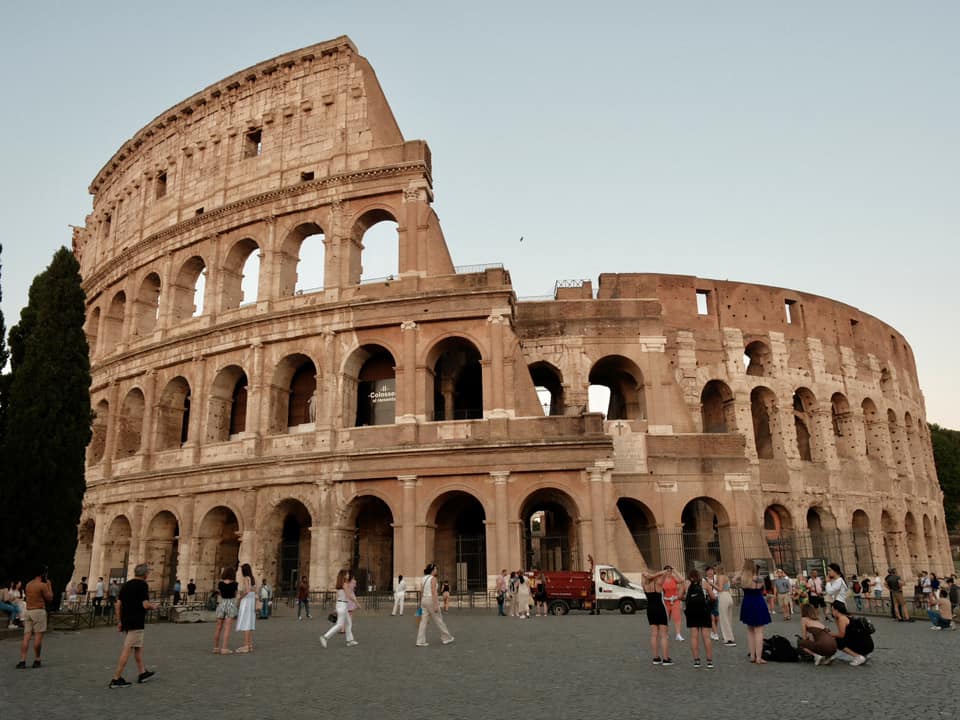 28 ngày rong ruổi trời Âu: 'Mọi con đường đều dẫn về thành Rome'